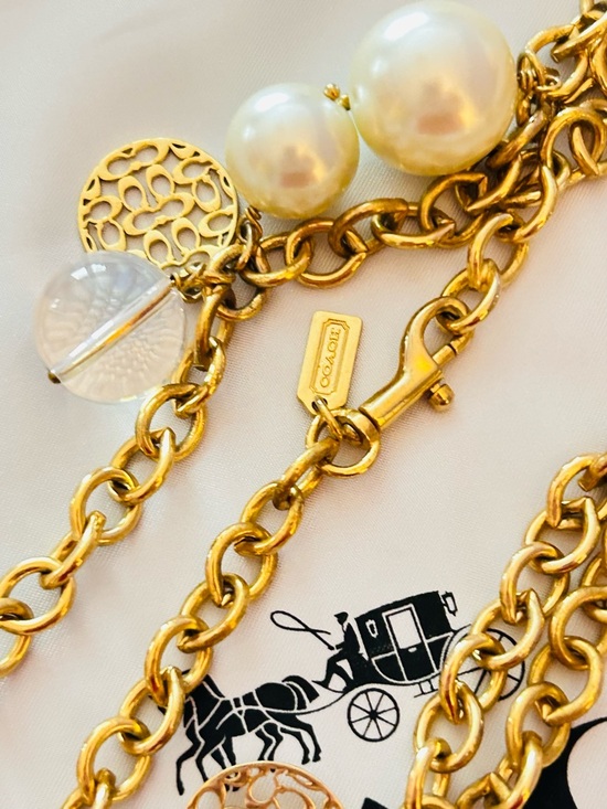 Coach Y2K Pearl and Charm Necklace - Picture 3 of 13